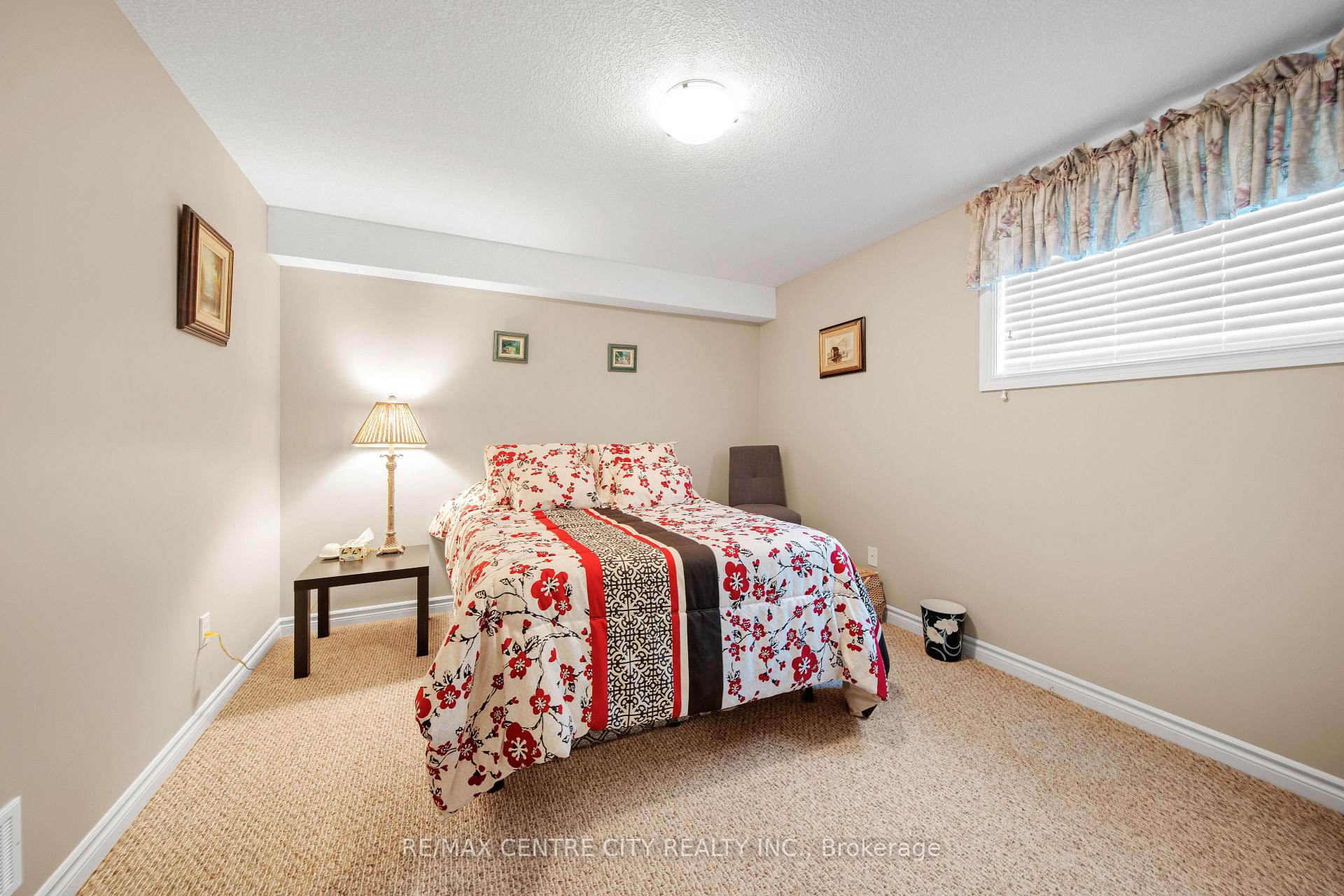 Photo 32 of Unit 12, 1 Vineden Drive, Central Elgin, Lynhurst — HOMEH