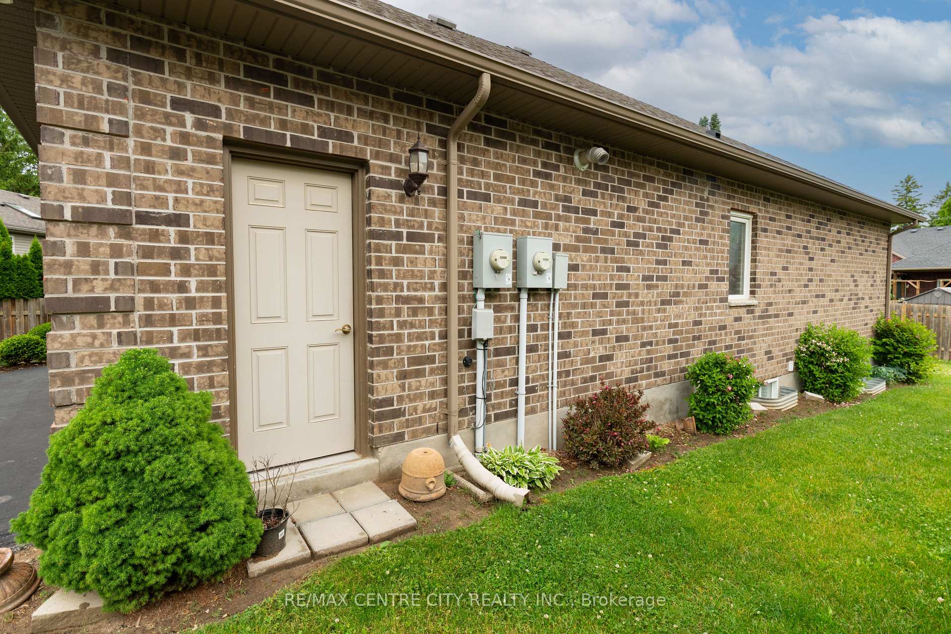 Photo 41 of Unit 12, 1 Vineden Drive, Central Elgin, Lynhurst — HOMEH