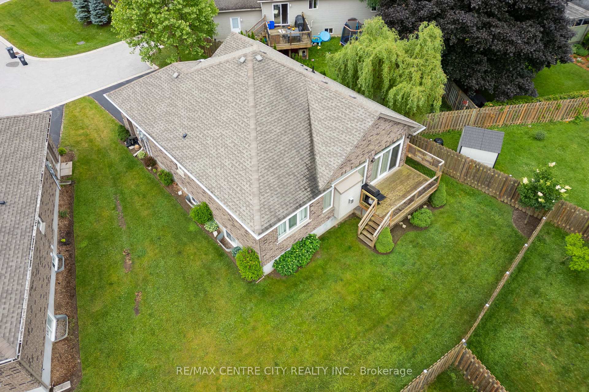 Photo 46 of Unit 12, 1 Vineden Drive, Central Elgin, Lynhurst — HOMEH