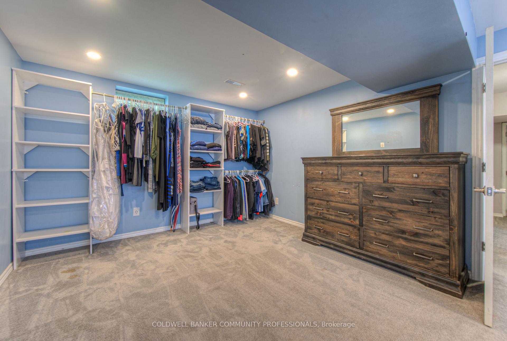 Photo 10 of 16 Brisbane Boulevard, Brant, Brantford Twp — HOMEH
