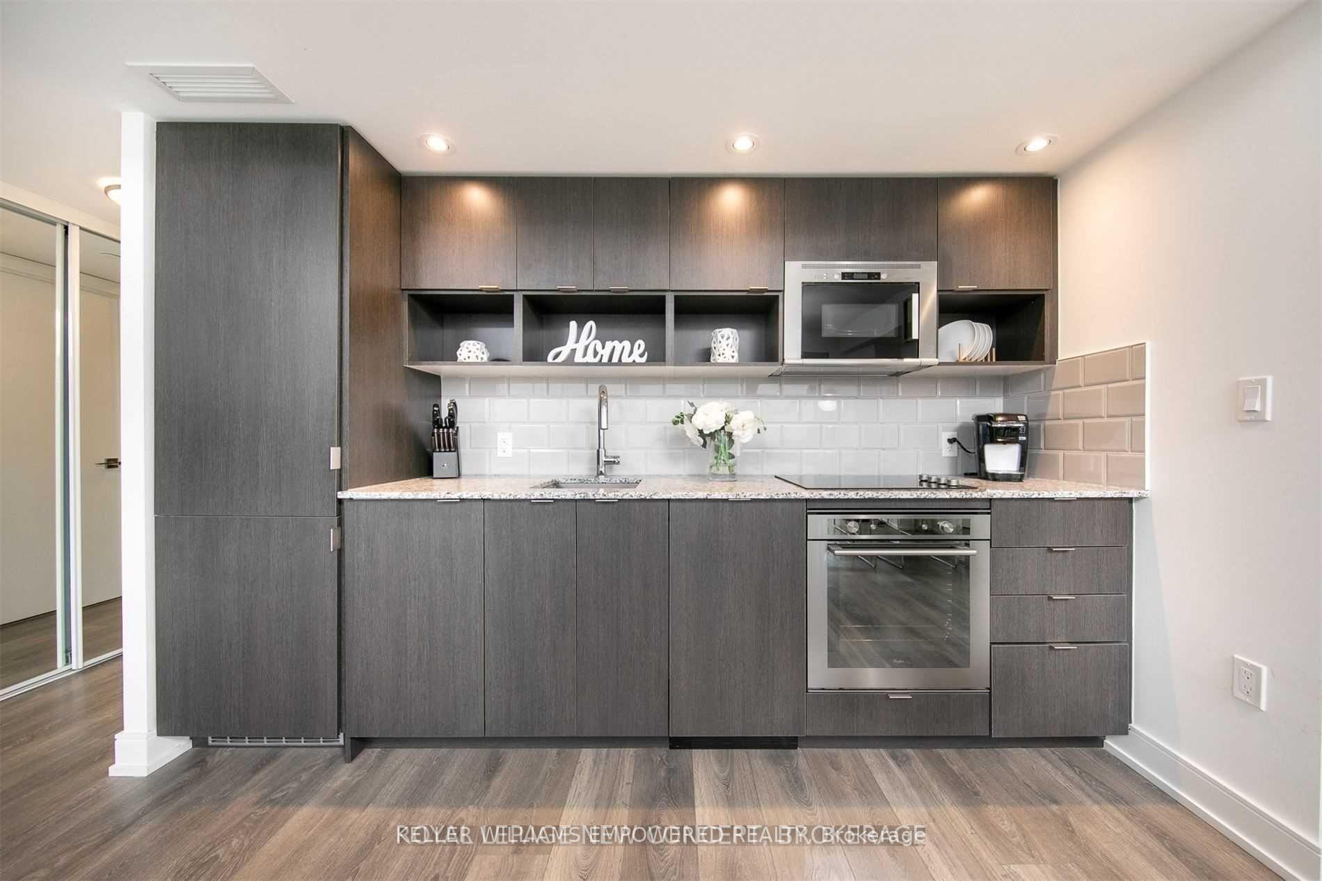 Photo 7 of Unit 1405, 89 Mcgill Street, Toronto, Church-Yonge Corridor — HOMEH