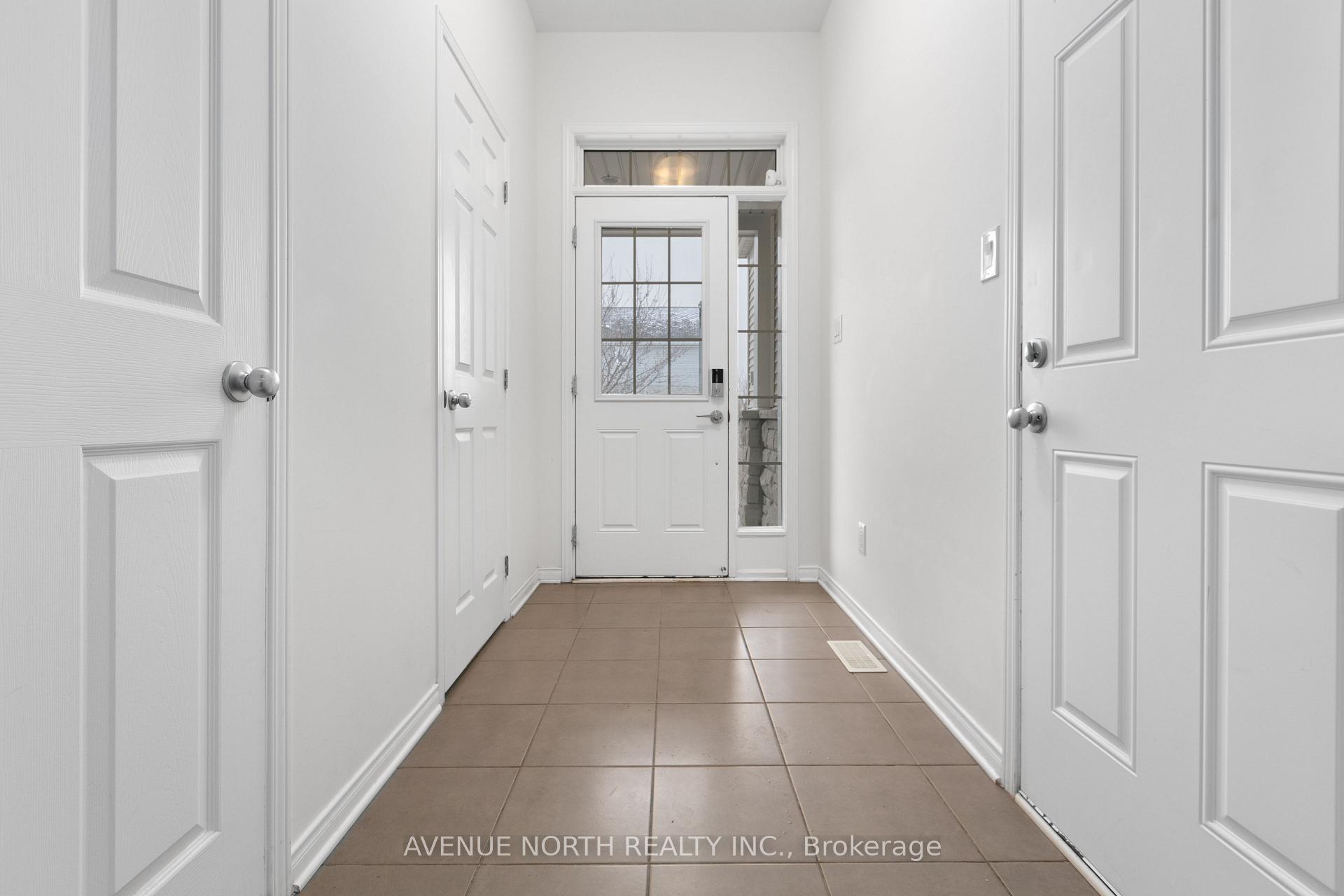 Photo 2 of 480 Dundonald Drive, Ottawa, Barrhaven - Stonebridge — HOMEH