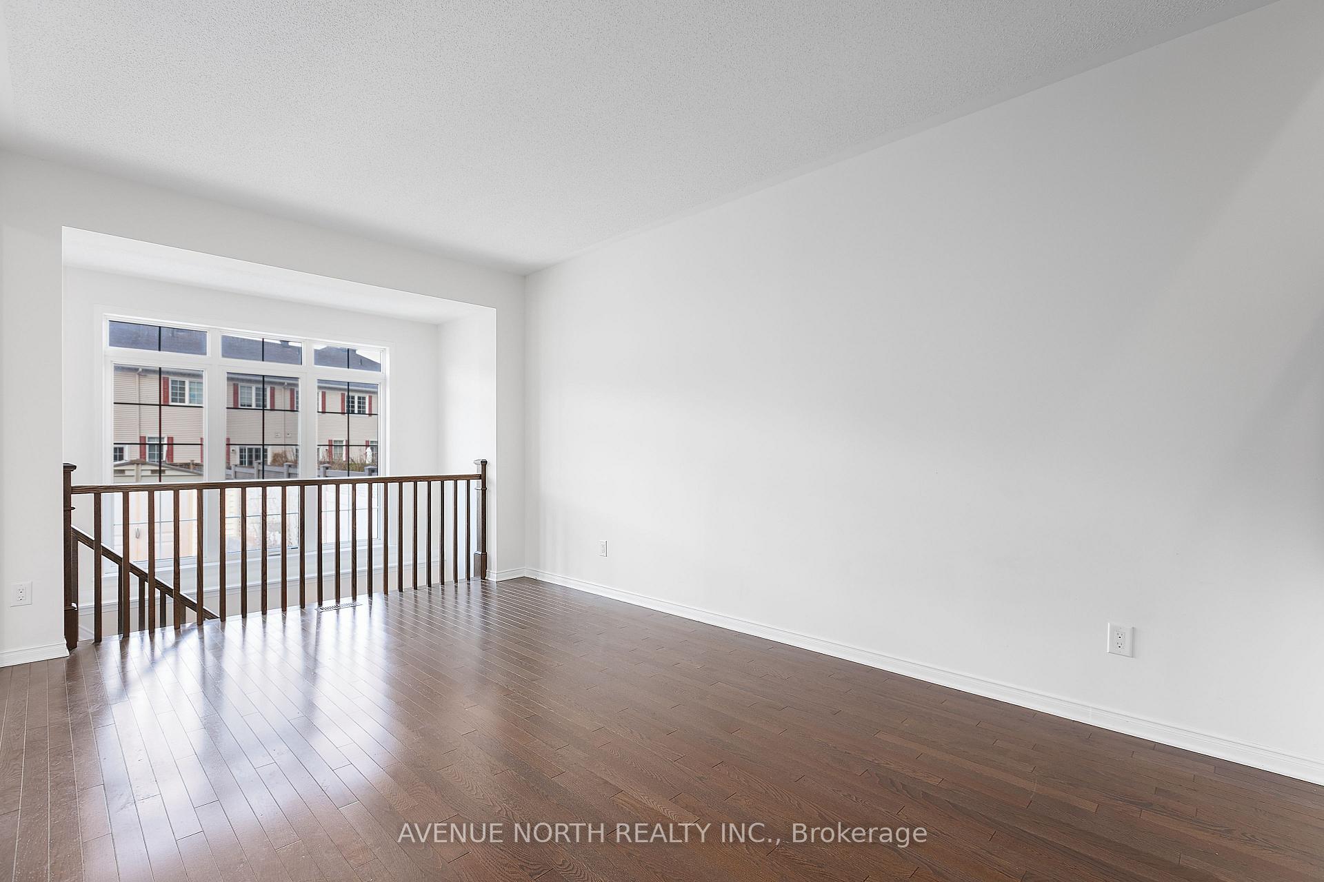 Photo 6 of 480 Dundonald Drive, Ottawa, Barrhaven - Stonebridge — HOMEH