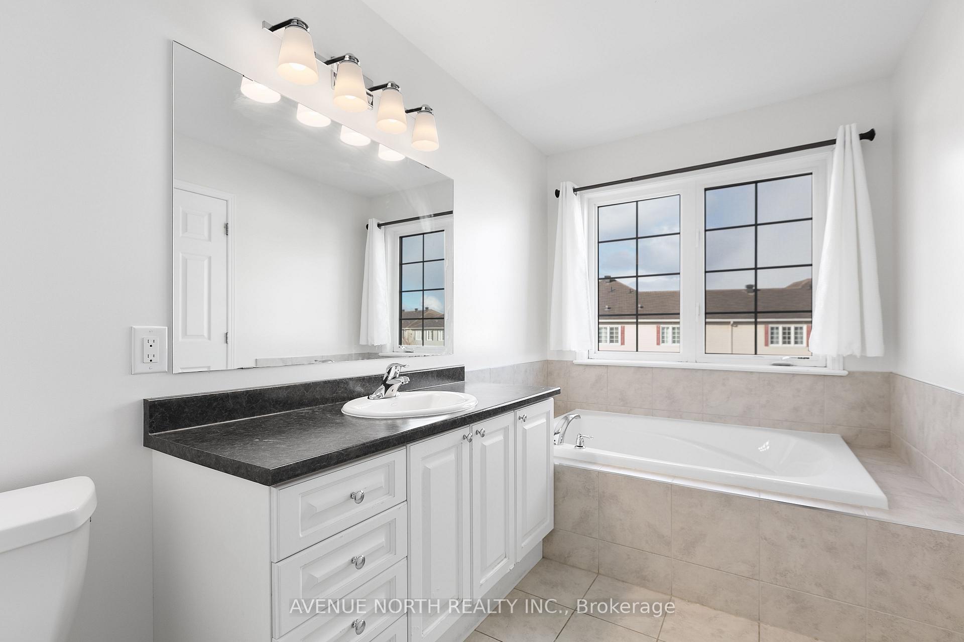 Photo 16 of 480 Dundonald Drive, Ottawa, Barrhaven - Stonebridge — HOMEH