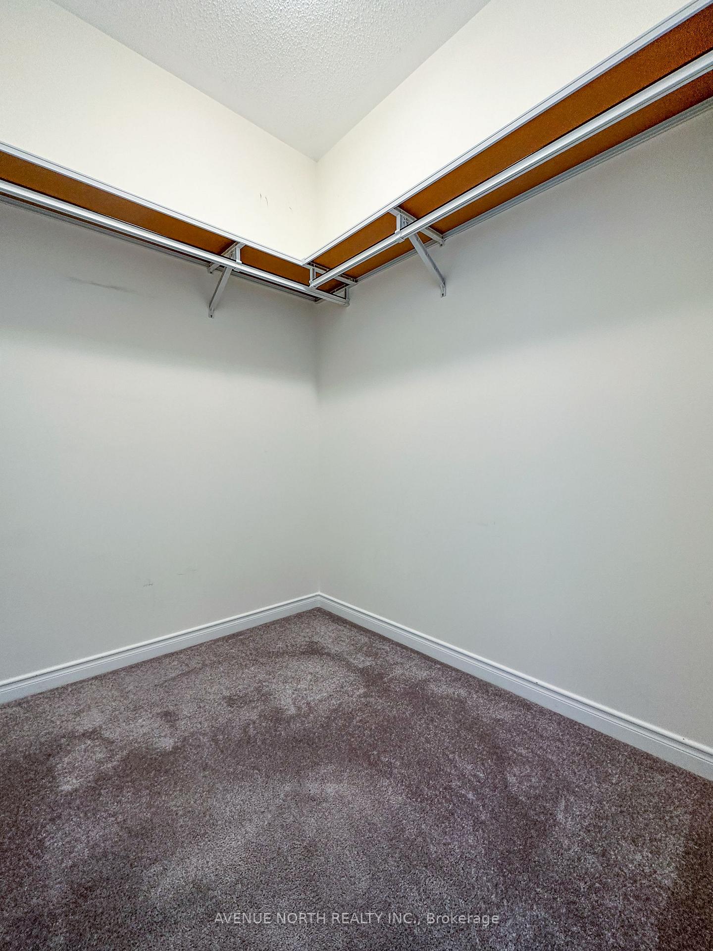 Photo 18 of 480 Dundonald Drive, Ottawa, Barrhaven - Stonebridge — HOMEH