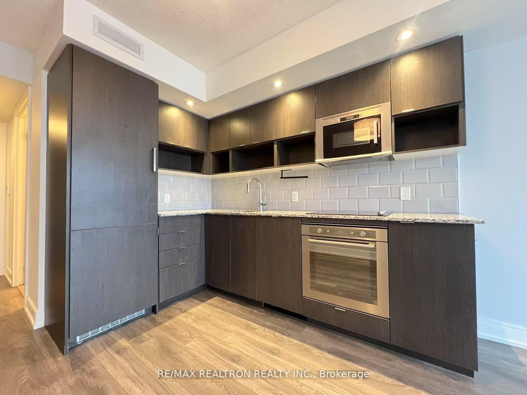 Photo 9 of Unit 1609, 89 Mcgill Street, Toronto, Church-Yonge Corridor — HOMEH