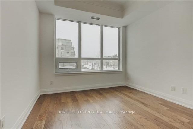 Photo 4 of Unit 308, 15 Stollery Pond Crescent, Markham, Devil's Elbow — HOMEH