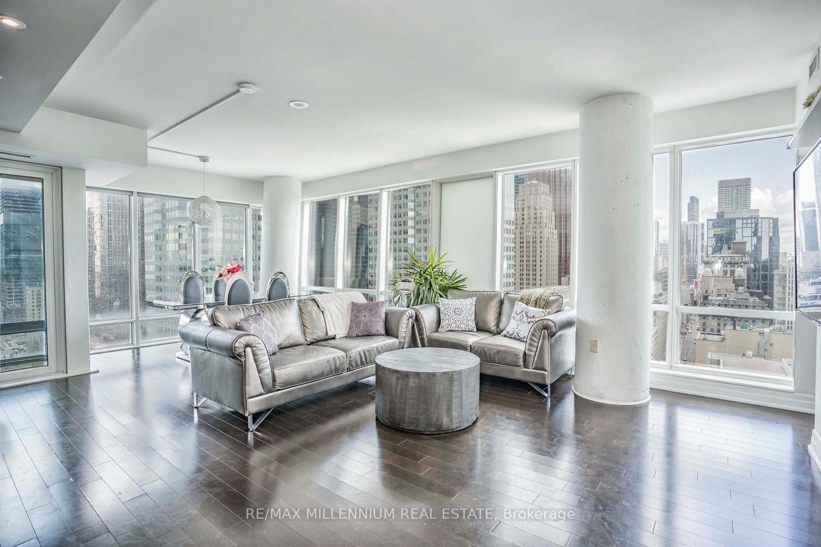 Photo 16 of Unit 2705, 8 The Esplanade, Toronto, Waterfront Communities — HOMEH