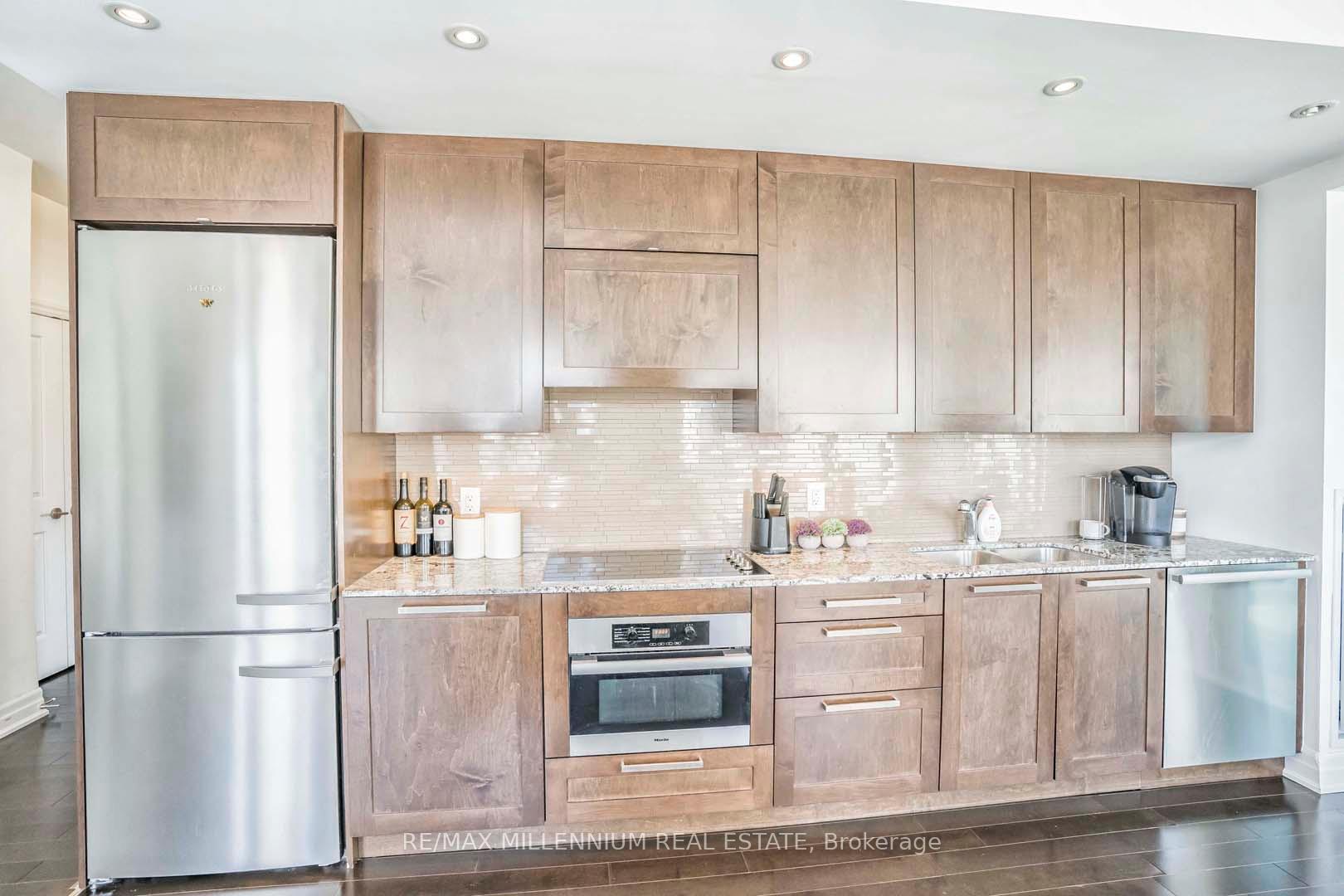 Photo 20 of Unit 2705, 8 The Esplanade, Toronto, Waterfront Communities — HOMEH