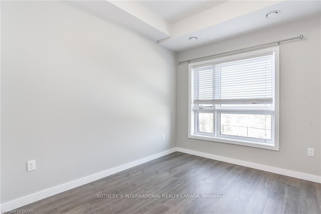 Photo 7 of Unit 112, 25 Kay Crescent, Guelph, Pineridge/Westminster Woods — HOMEH