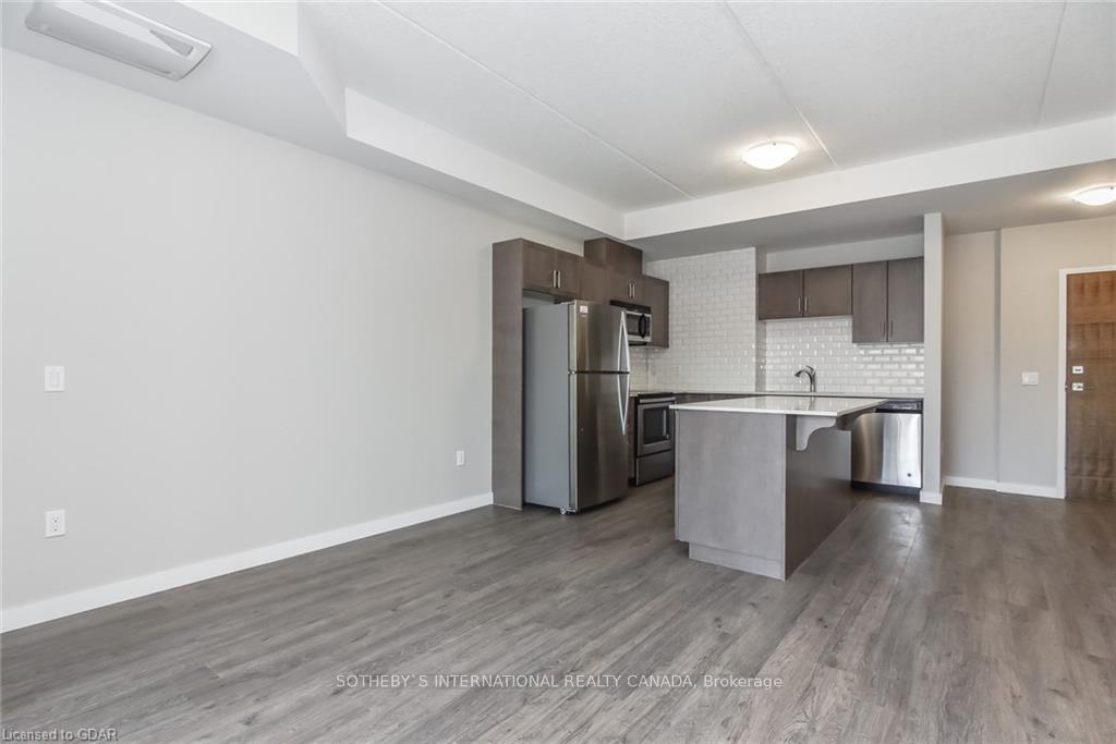 Photo 10 of Unit 112, 25 Kay Crescent, Guelph, Pineridge/Westminster Woods — HOMEH