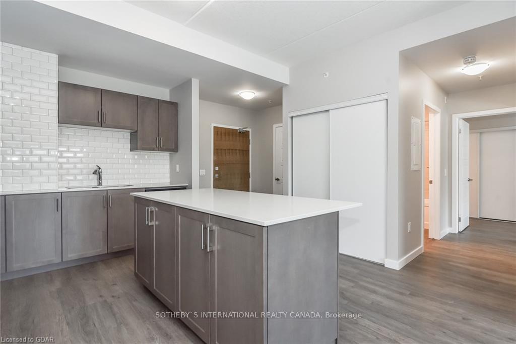 Photo 11 of Unit 112, 25 Kay Crescent, Guelph, Pineridge/Westminster Woods — HOMEH