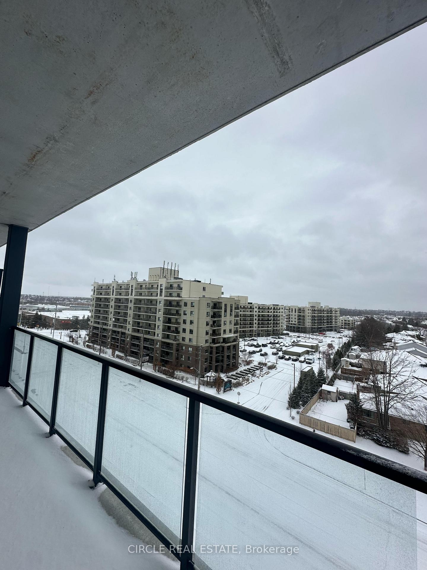 Front of Unit 718, 191 Elmira Road S