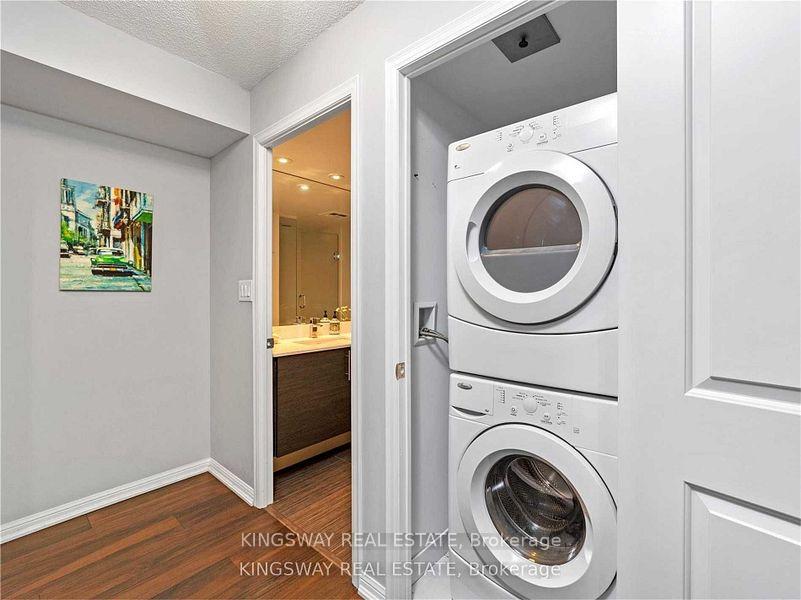 Photo 16 of Unit 2122, 400 Adelaide Street E, Toronto, Moss Park — HOMEH