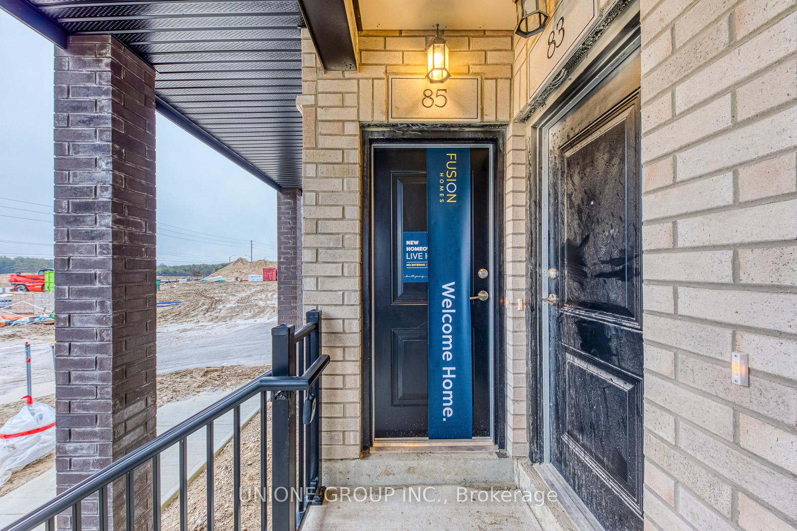 Photo 3 of 85 Thatcher Drive, Guelph, Kortright East — HOMEH