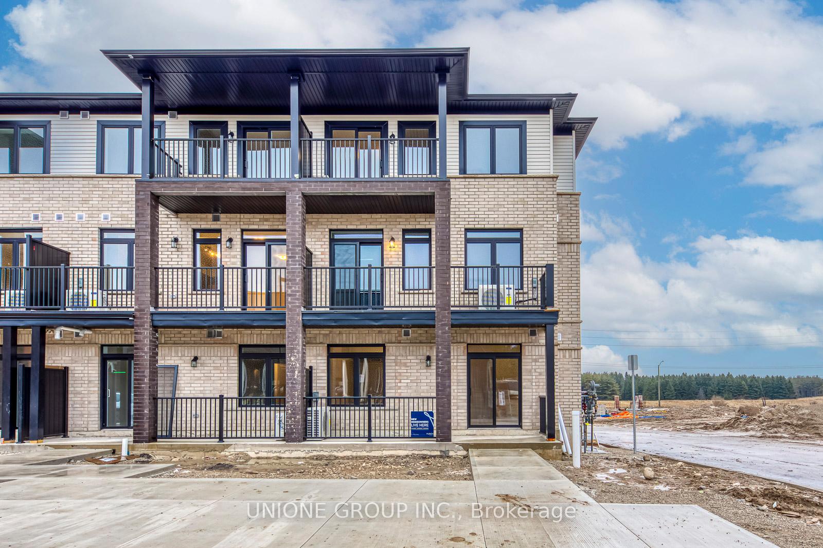 Photo 4 of 85 Thatcher Drive, Guelph, Kortright East — HOMEH