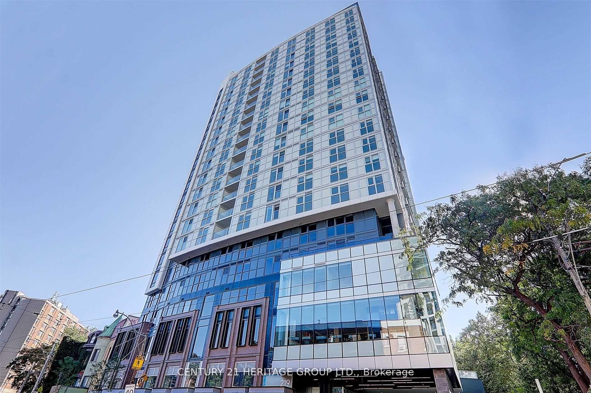Front of Unit 2015, 219 Dundas Street E