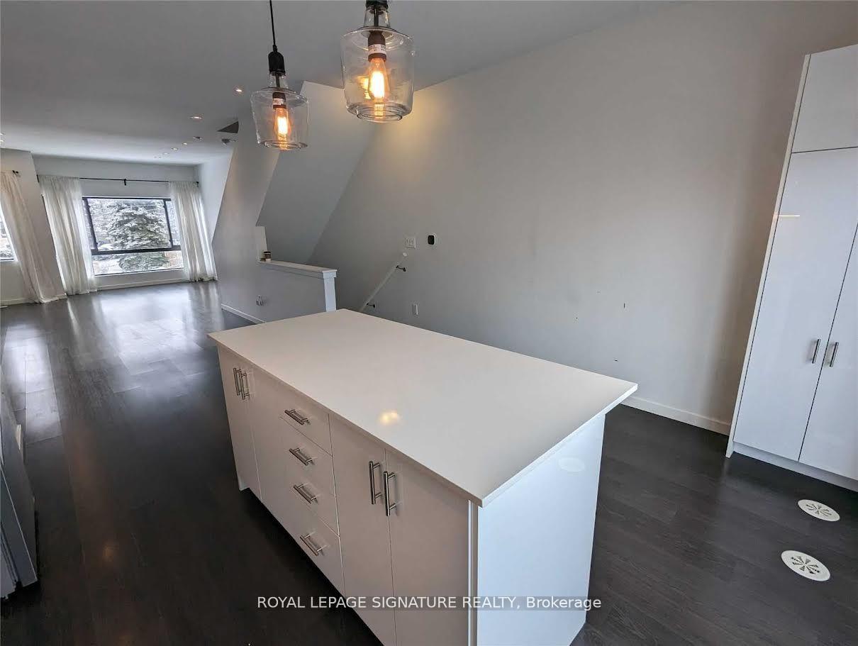 Photo 6 of Unit 18, 369 Essa Road, Barrie, Ardagh — HOMEH