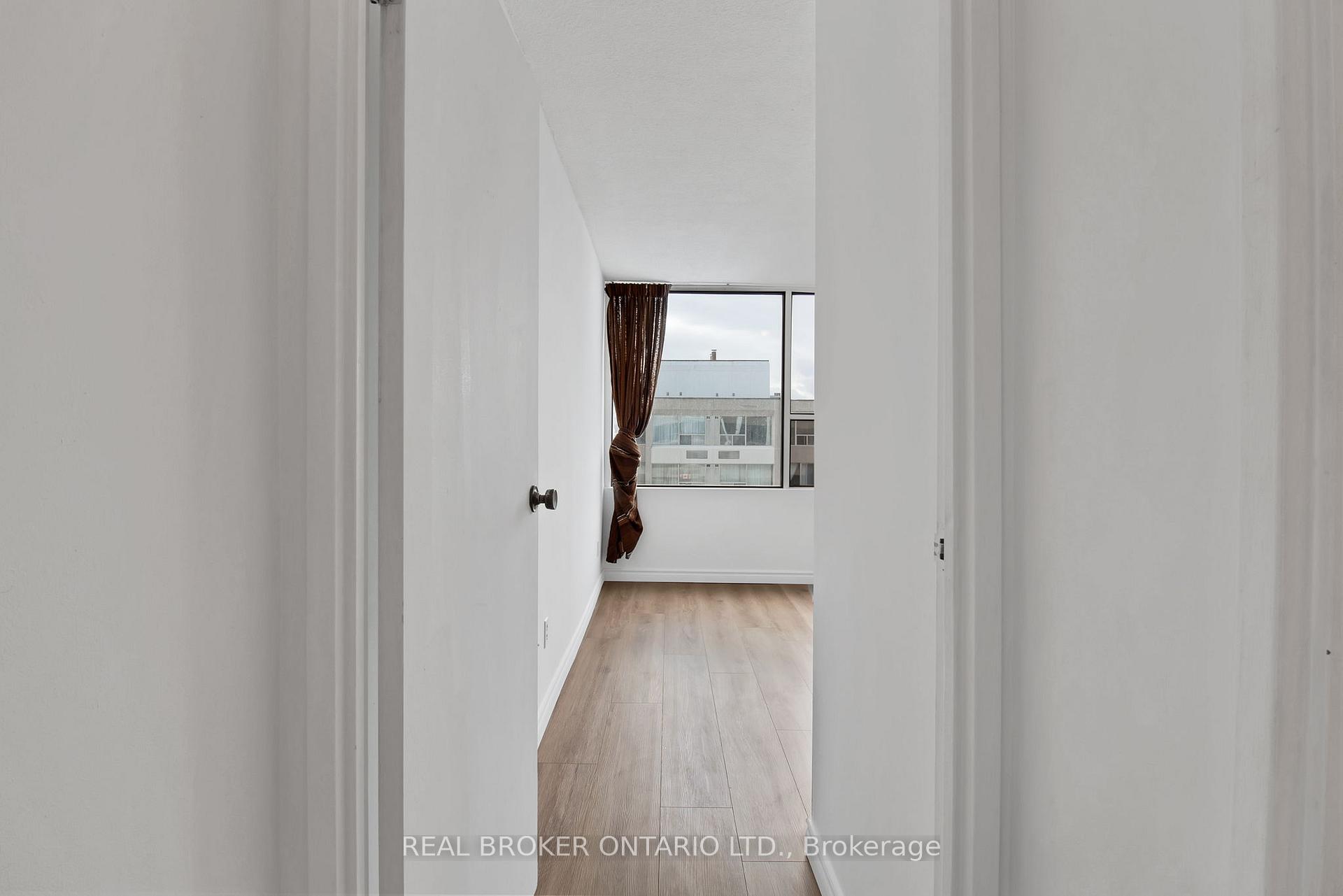 Photo 13 of Unit 701, 55 William Street E, Oshawa, O'Neill — HOMEH