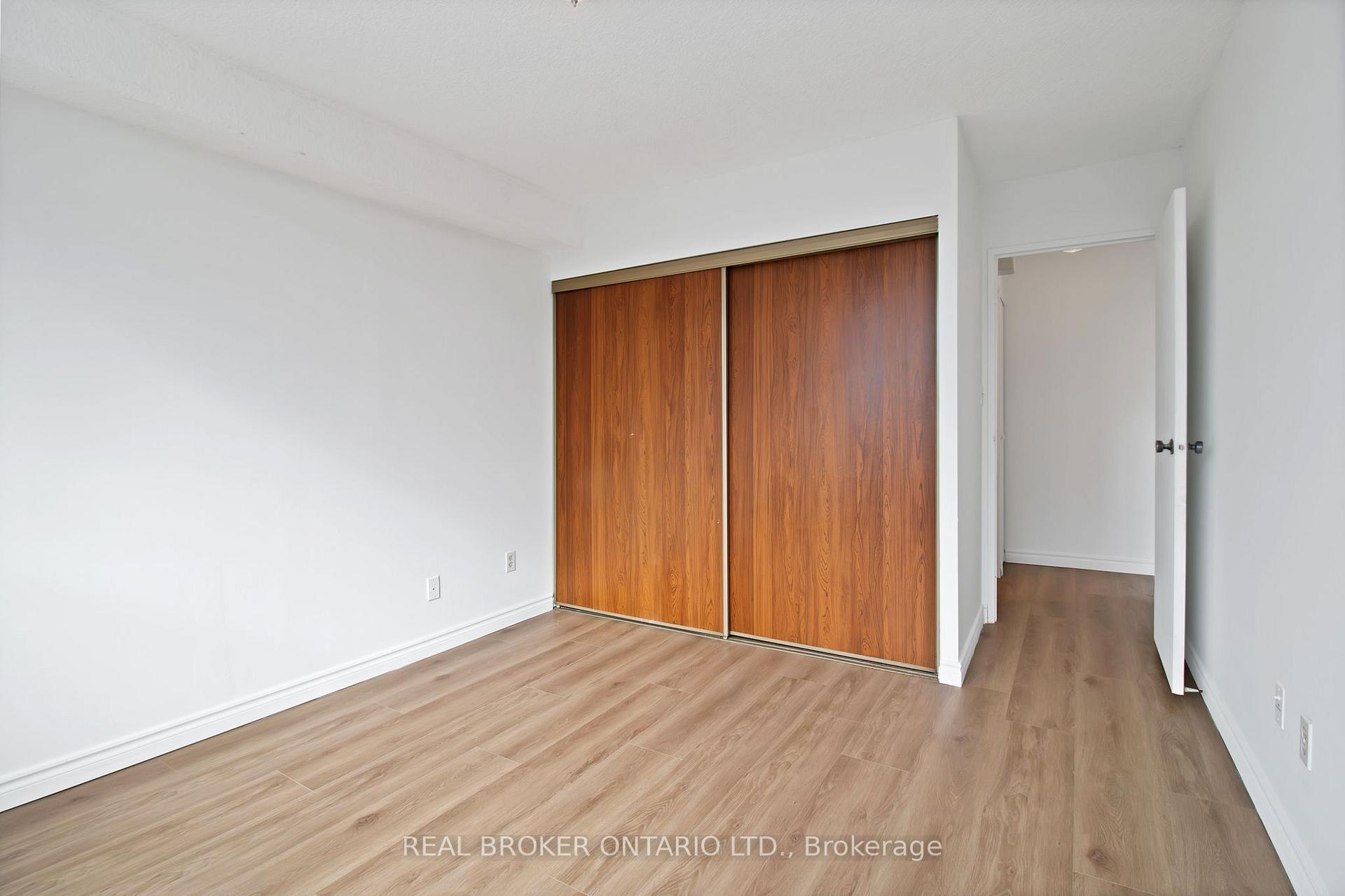 Photo 14 of Unit 701, 55 William Street E, Oshawa, O'Neill — HOMEH