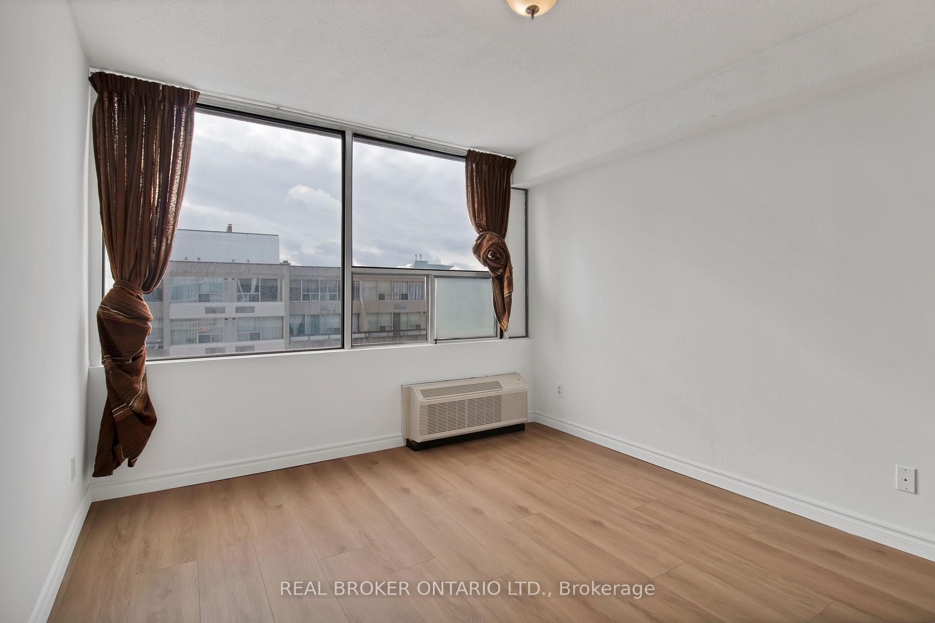 Photo 15 of Unit 701, 55 William Street E, Oshawa, O'Neill — HOMEH