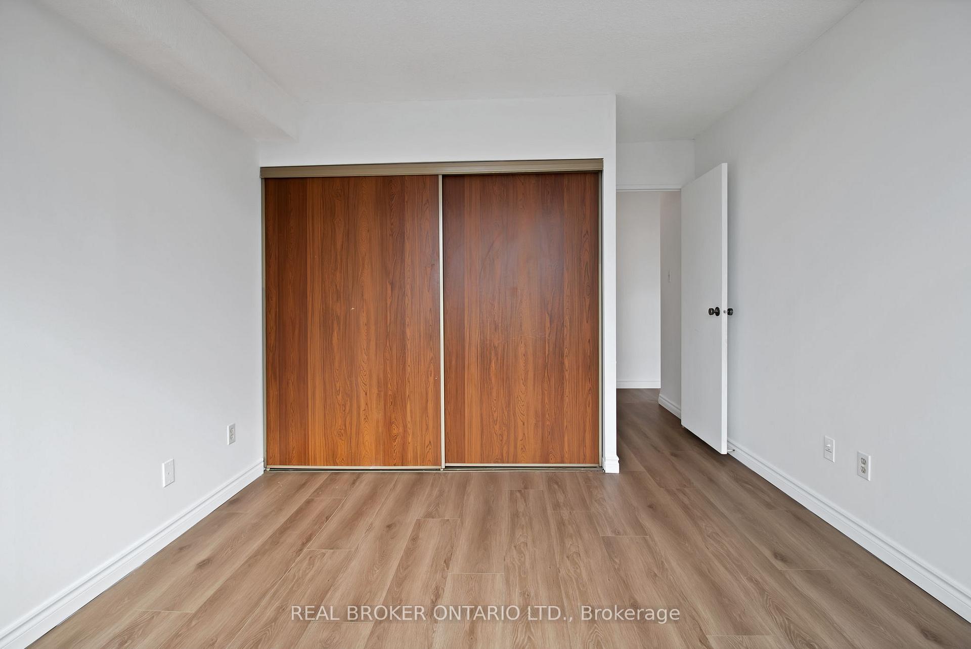 Photo 18 of Unit 701, 55 William Street E, Oshawa, O'Neill — HOMEH