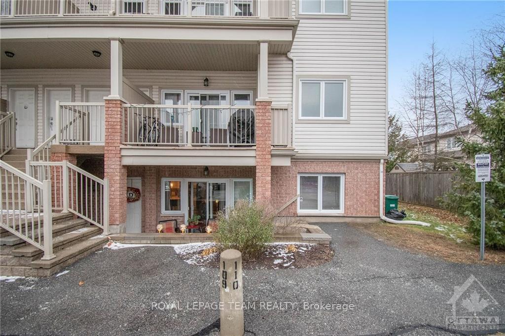 Photo 2 of Unit D, 761D Cedar Creek Drive, Ottawa, Blossom Park/Kemp Park/Findlay Creek — HOMEH