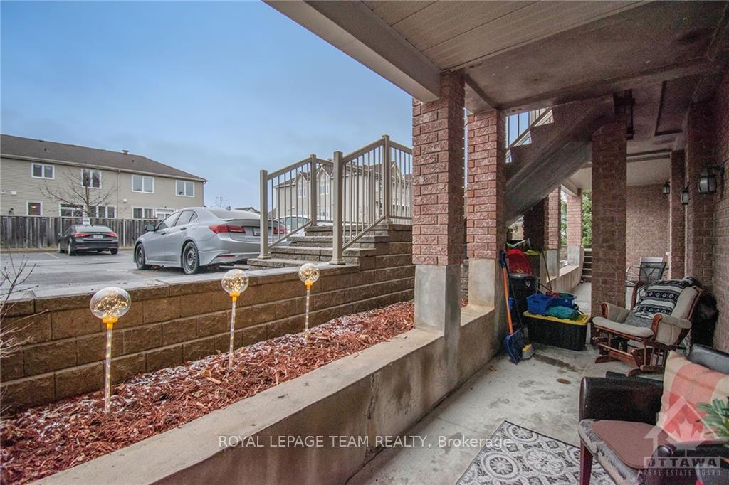 Photo 3 of Unit D, 761D Cedar Creek Drive, Ottawa, Blossom Park/Kemp Park/Findlay Creek — HOMEH