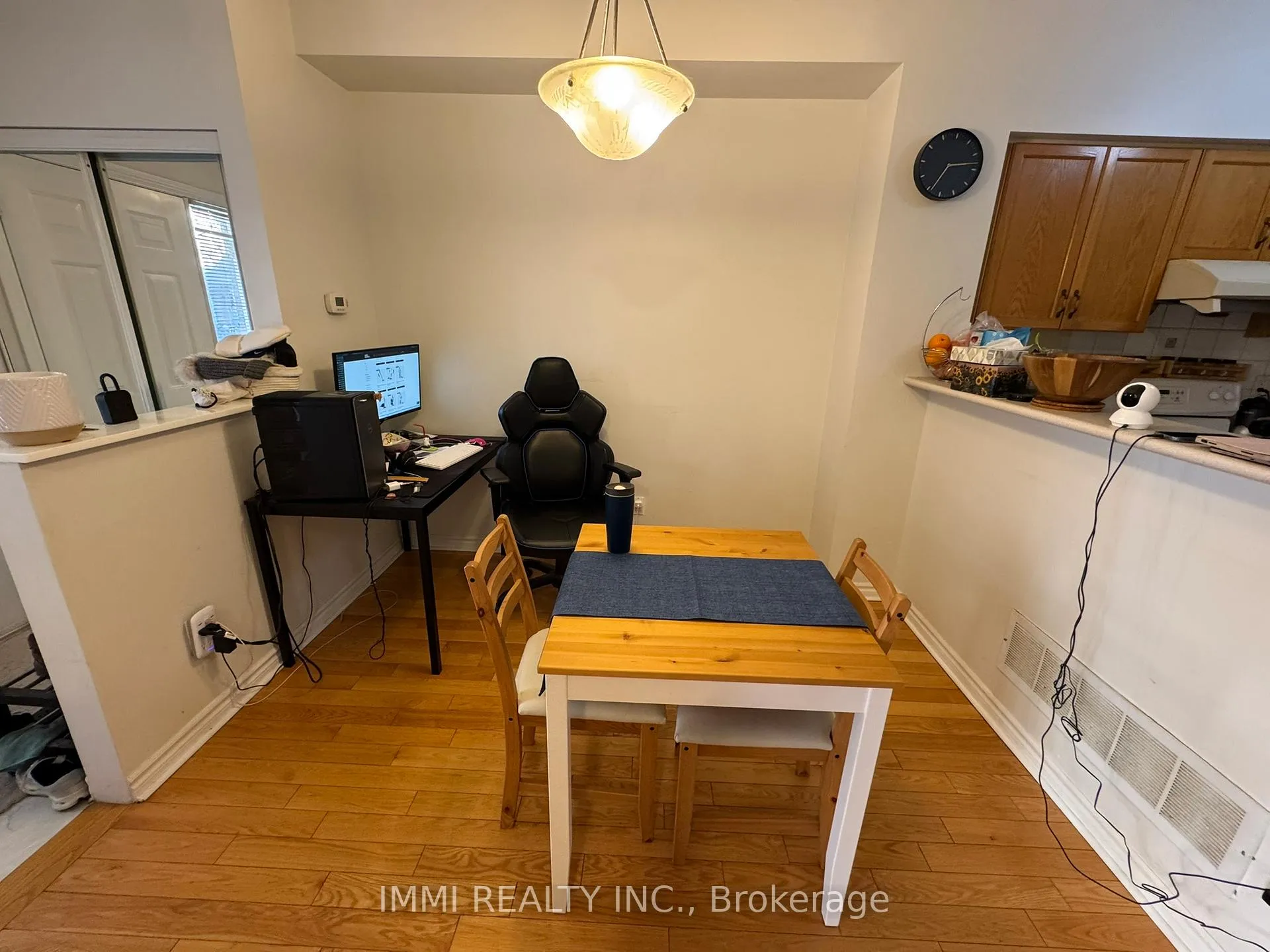Photo 3 of Unit #10, 12 Cox Boulevard, Markham, Unionville — HOMEH