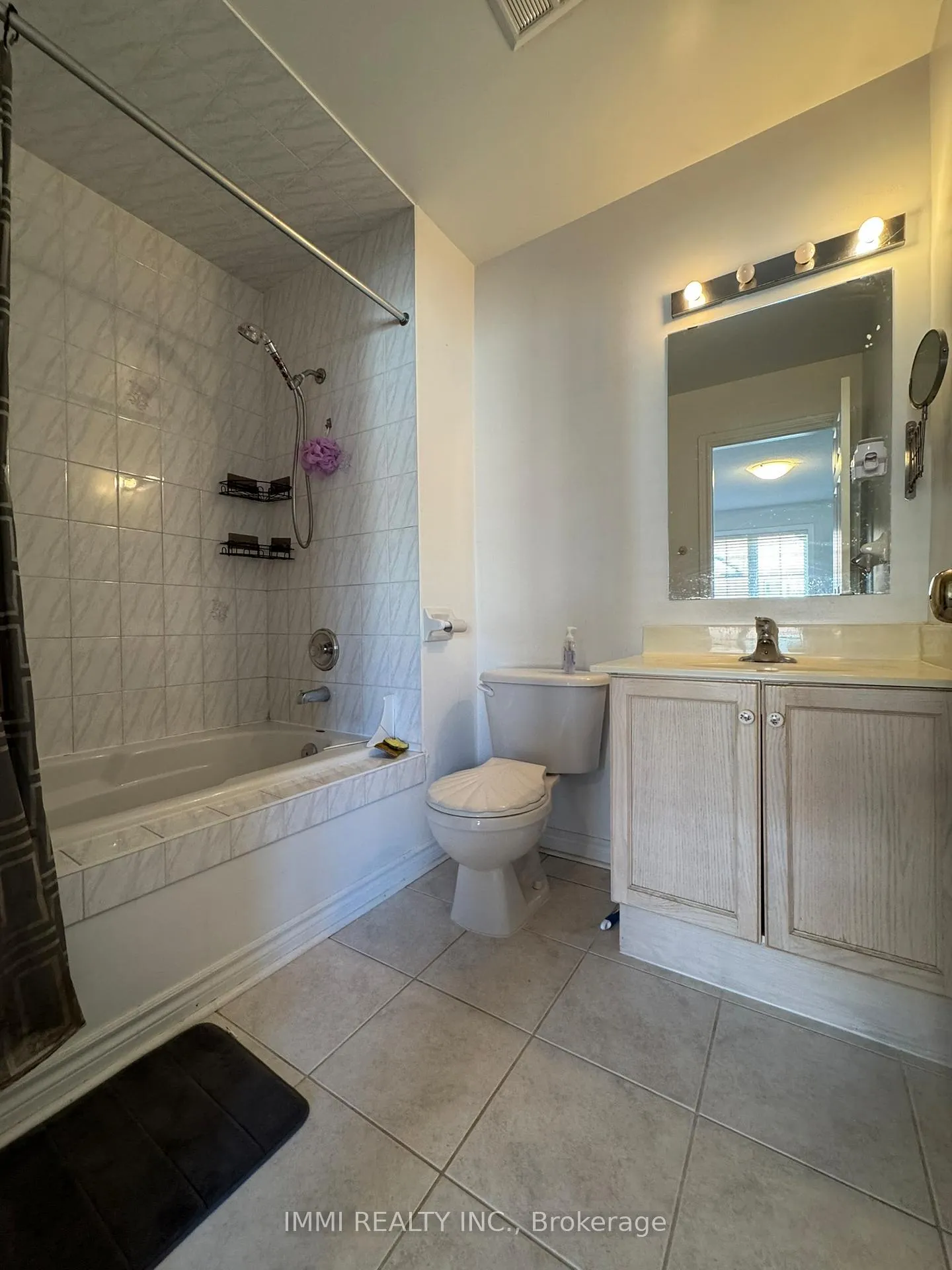 Photo 8 of Unit #10, 12 Cox Boulevard, Markham, Unionville — HOMEH