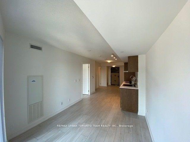 Photo 6 of Unit 903, 60 Shuter Street, Toronto, Church-Yonge Corridor — HOMEH