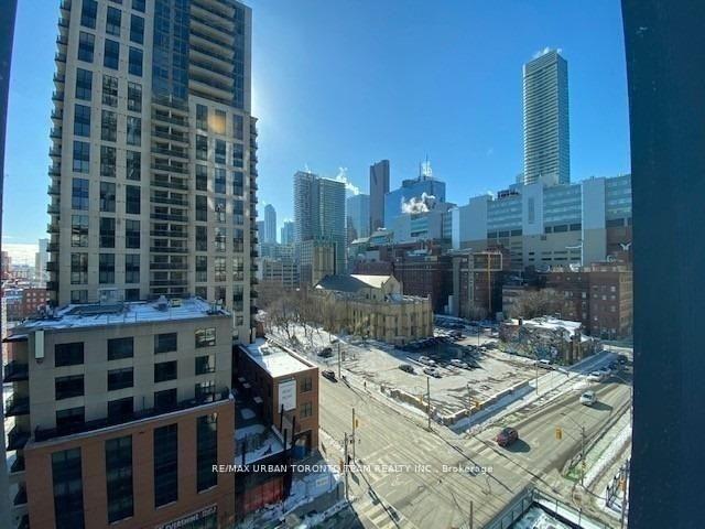 Photo 9 of Unit 903, 60 Shuter Street, Toronto, Church-Yonge Corridor — HOMEH