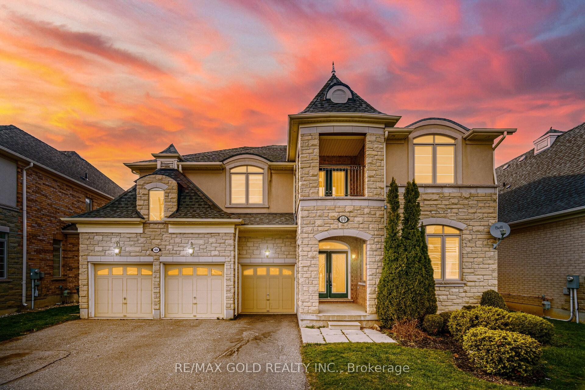 Front of 40 Vespahills Crescent