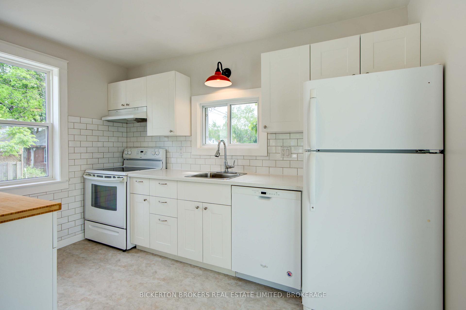 Photo 20 of 250 William Street N, Gananoque — HOMEH