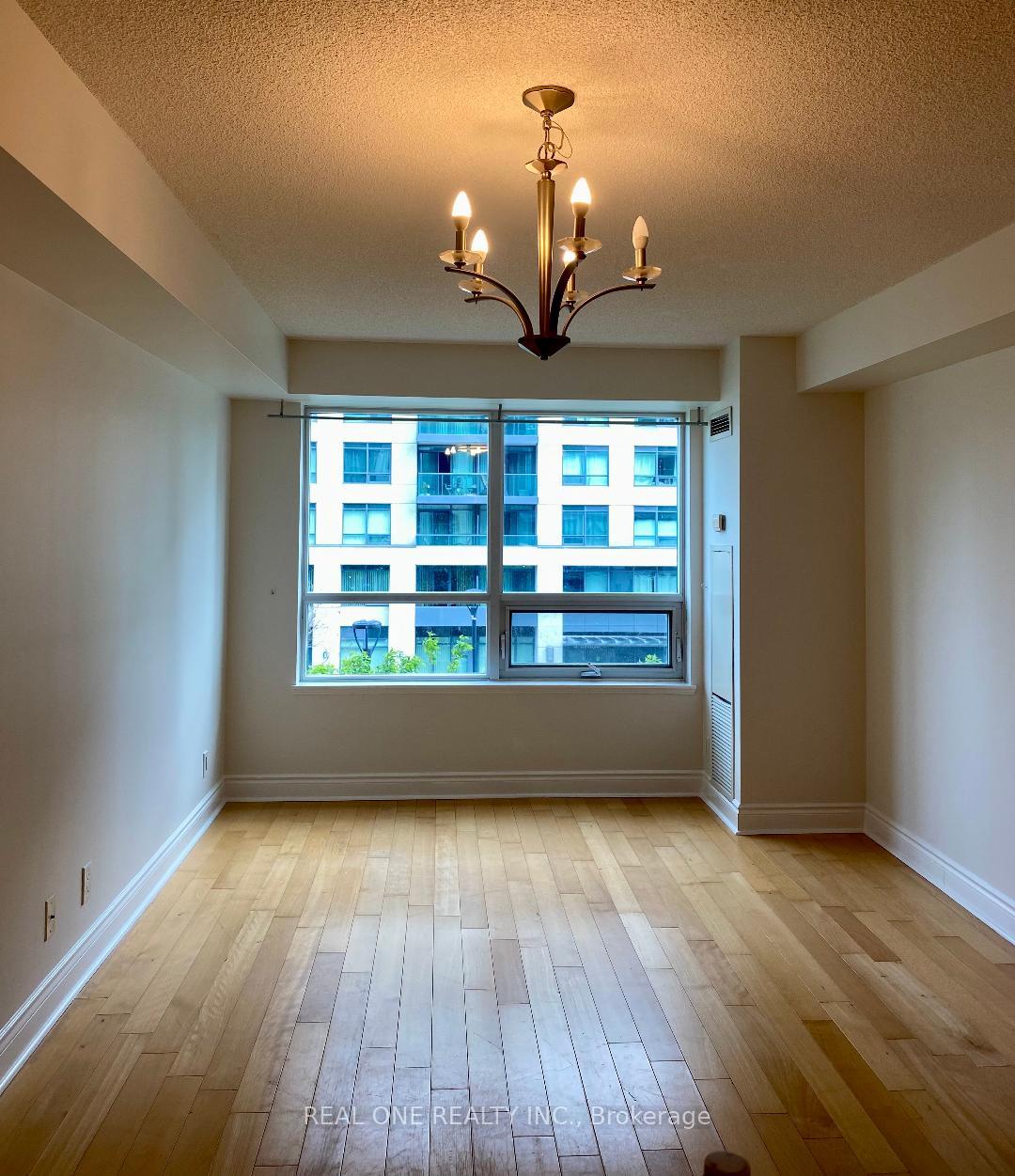Photo 5 of Unit 319, 32 Clegg Road, Markham, Unionville — HOMEH