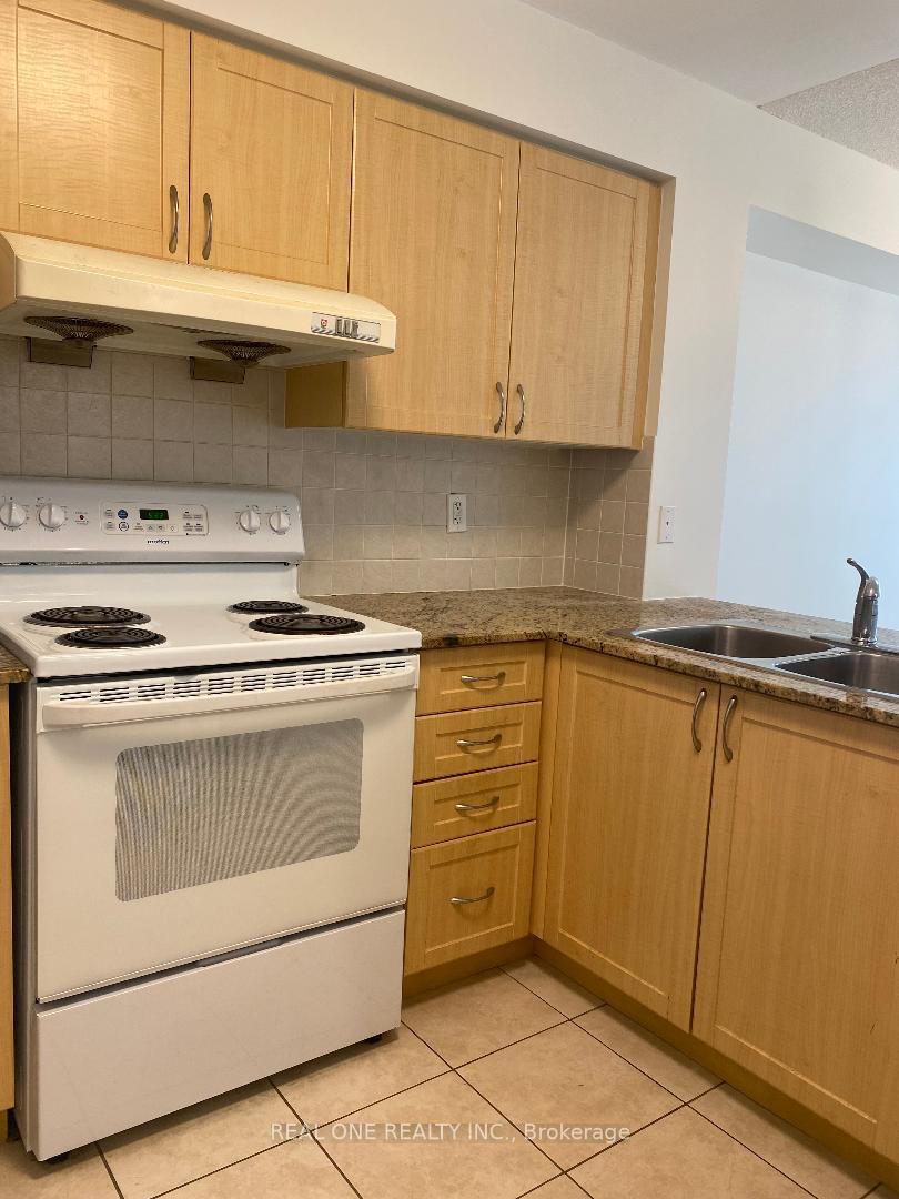 Photo 10 of Unit 319, 32 Clegg Road, Markham, Unionville — HOMEH