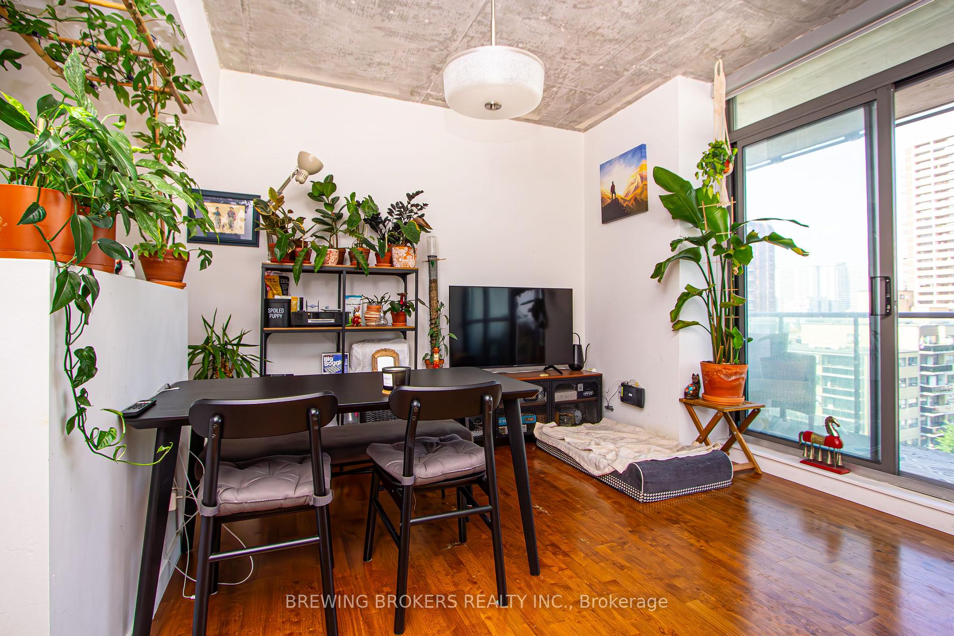 Photo 18 of Unit 1008, 281 Mutual Street, Toronto, Church-Yonge Corridor — HOMEH