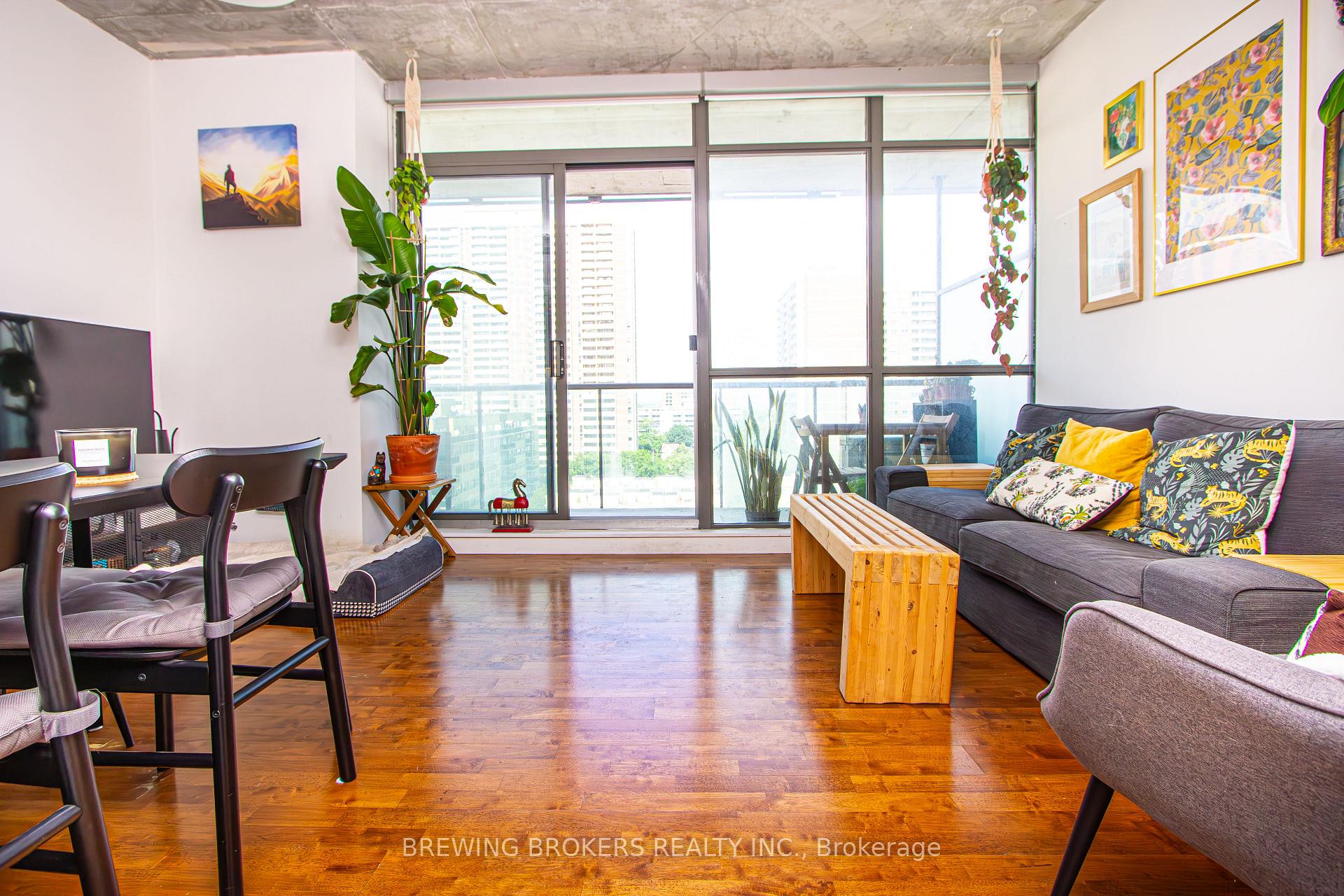 Photo 19 of Unit 1008, 281 Mutual Street, Toronto, Church-Yonge Corridor — HOMEH