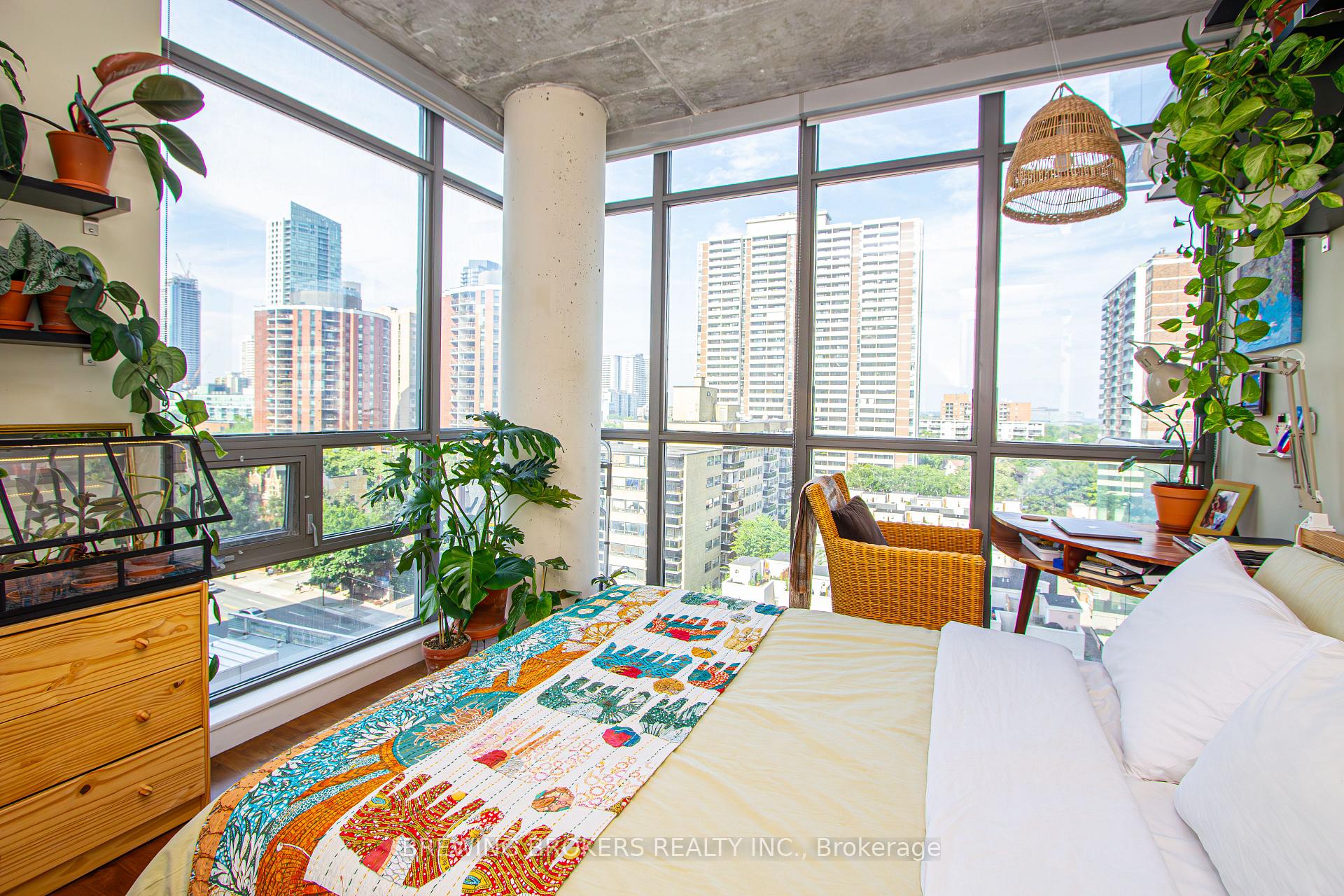 Photo 31 of Unit 1008, 281 Mutual Street, Toronto, Church-Yonge Corridor — HOMEH