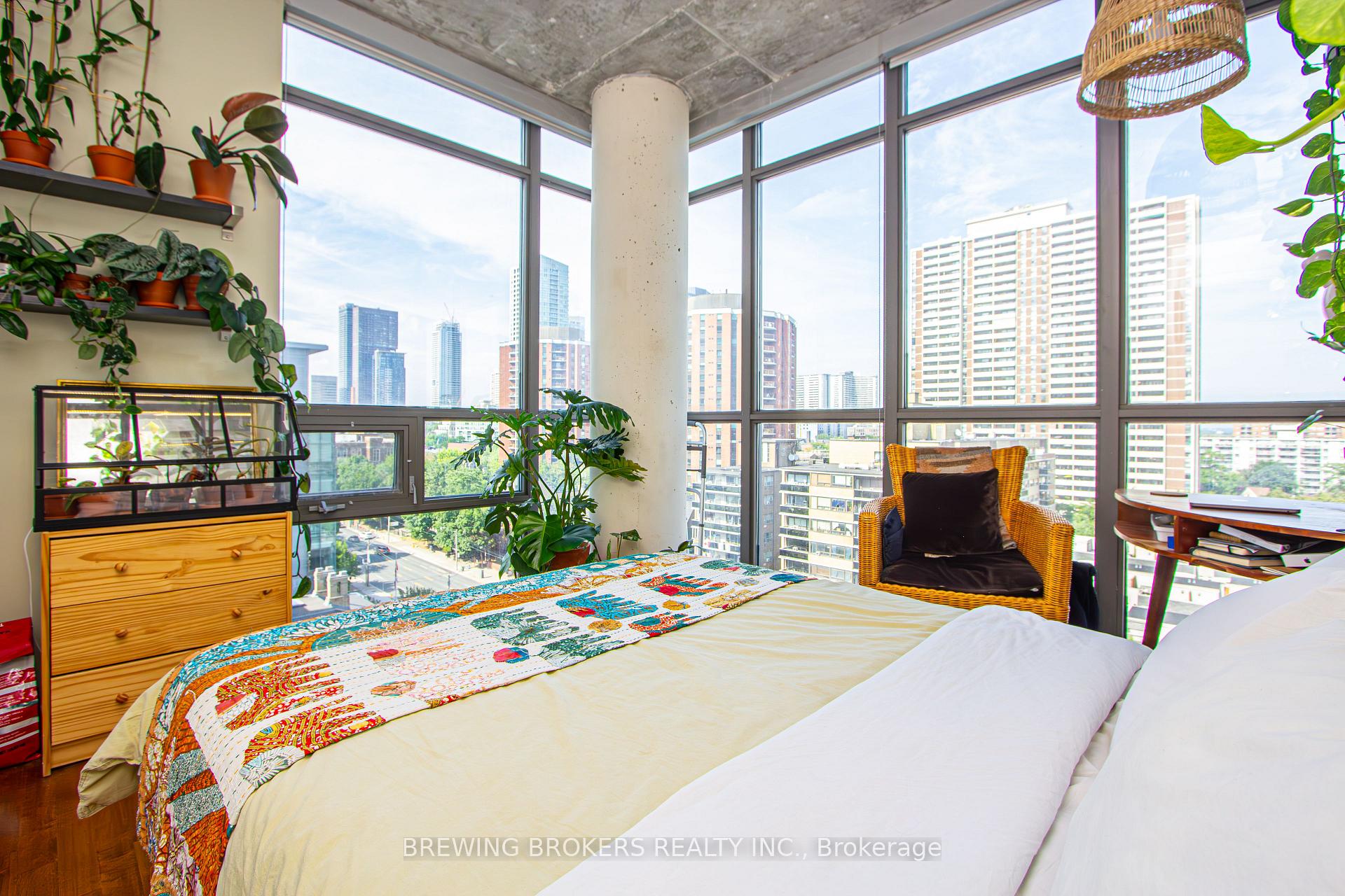 Photo 36 of Unit 1008, 281 Mutual Street, Toronto, Church-Yonge Corridor — HOMEH
