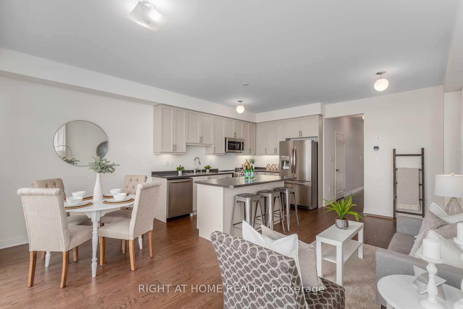 Photo 4 of 59 Crows Nest Lane, Clarington, Bowmanville — HOMEH