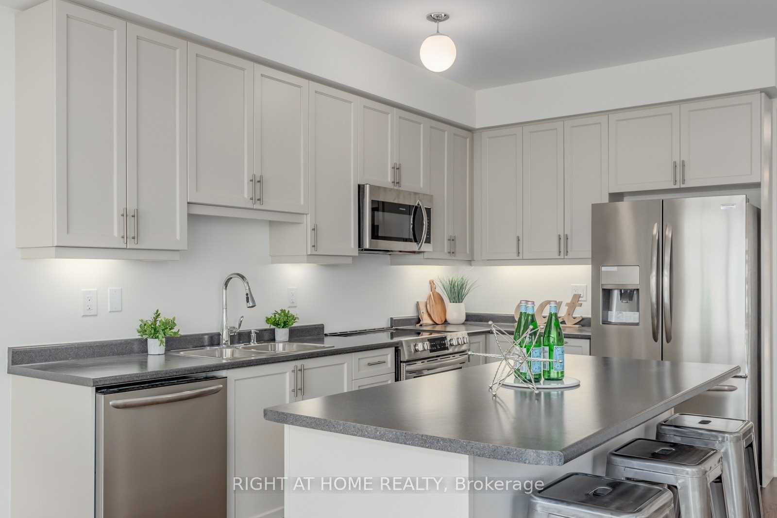 Photo 5 of 59 Crows Nest Lane, Clarington, Bowmanville — HOMEH