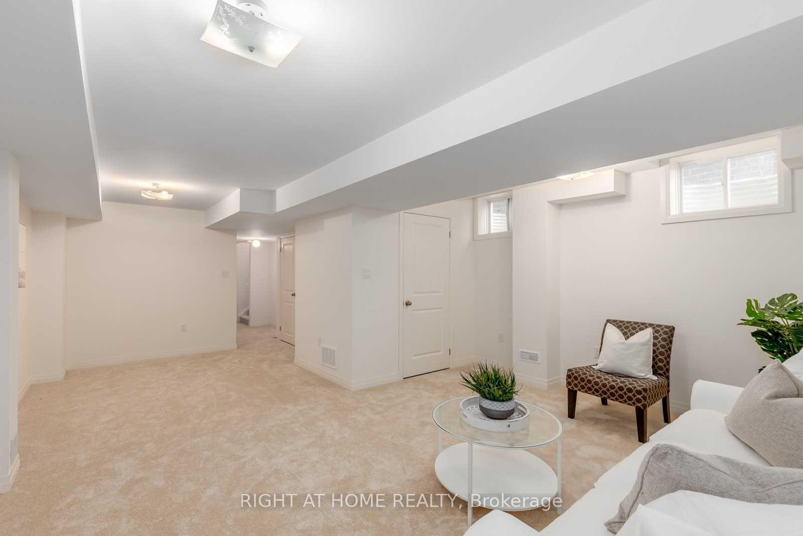 Photo 15 of 59 Crows Nest Lane, Clarington, Bowmanville — HOMEH