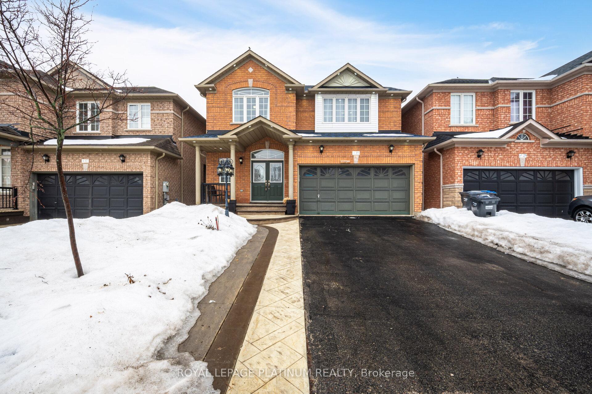 Photo 3 of 19 Dolly Varden Drive, Brampton, Sandringham-Wellington — HOMEH