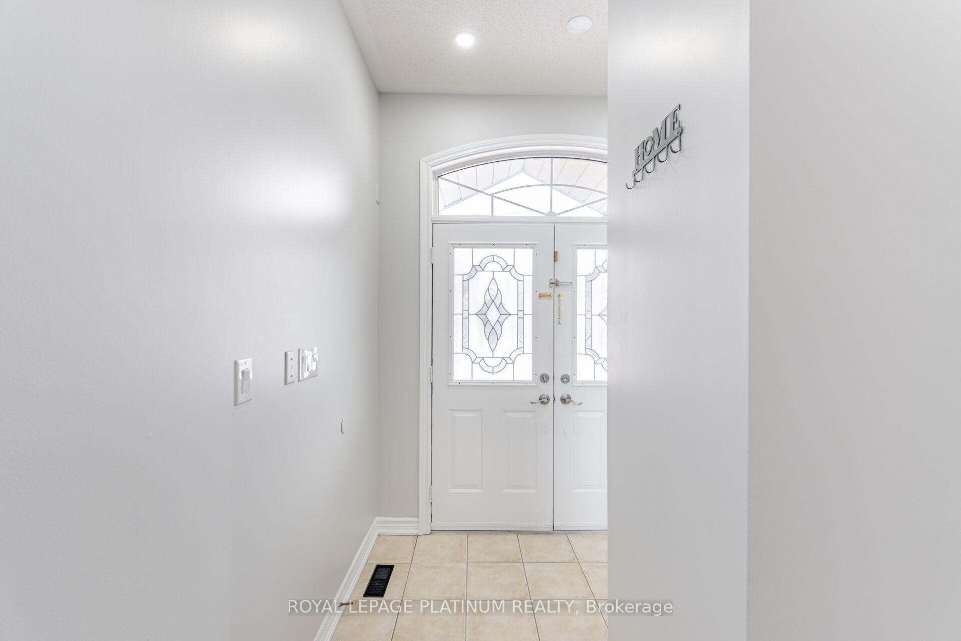 Photo 6 of 19 Dolly Varden Drive, Brampton, Sandringham-Wellington — HOMEH