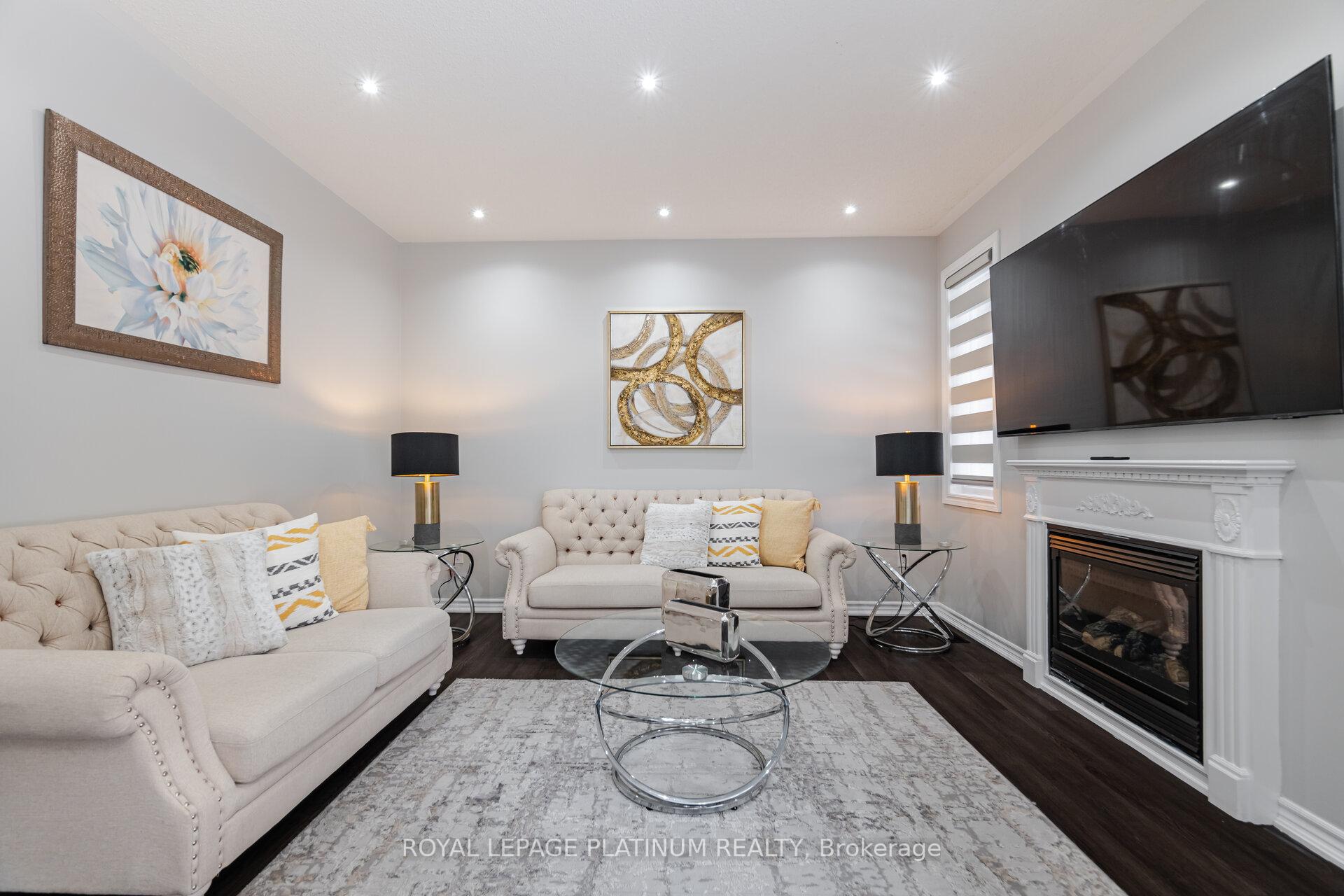 Photo 12 of 19 Dolly Varden Drive, Brampton, Sandringham-Wellington — HOMEH