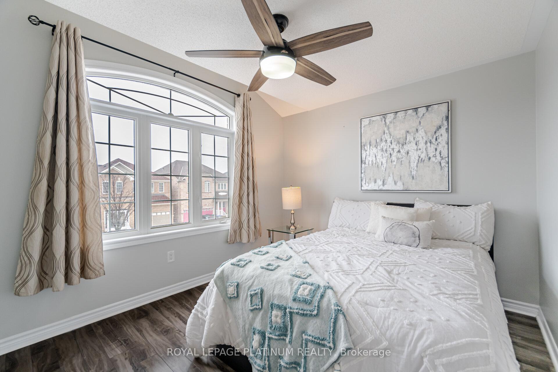 Photo 48 of 19 Dolly Varden Drive, Brampton, Sandringham-Wellington — HOMEH