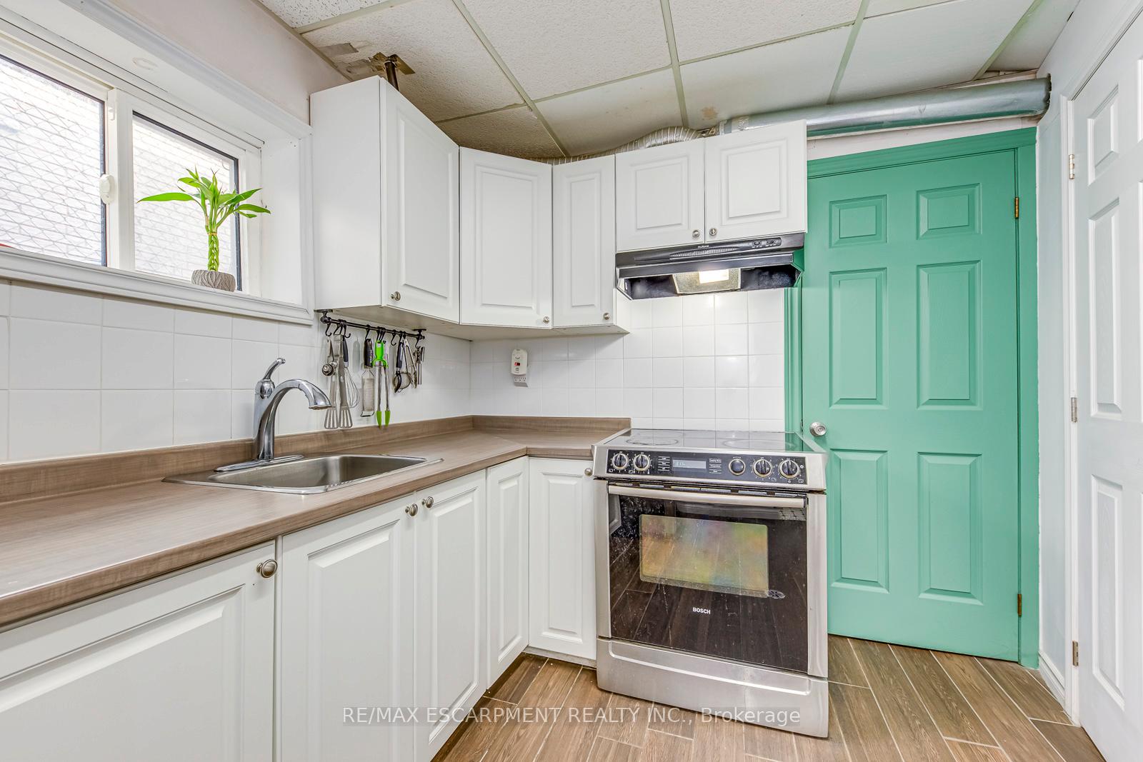 Photo 25 of 19 Normajean Avenue, Hamilton, Eleanor — HOMEH