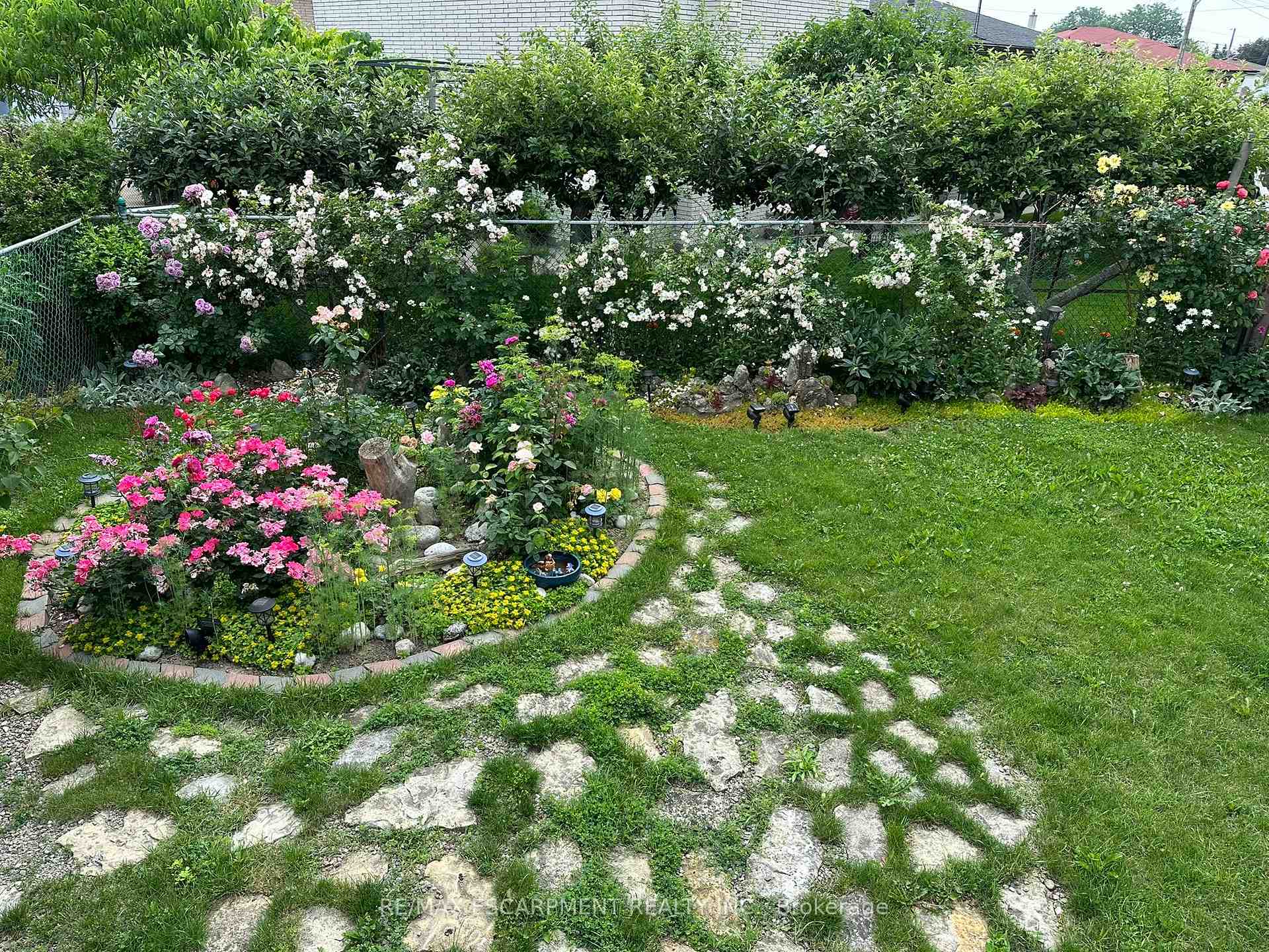 Photo 35 of 19 Normajean Avenue, Hamilton, Eleanor — HOMEH