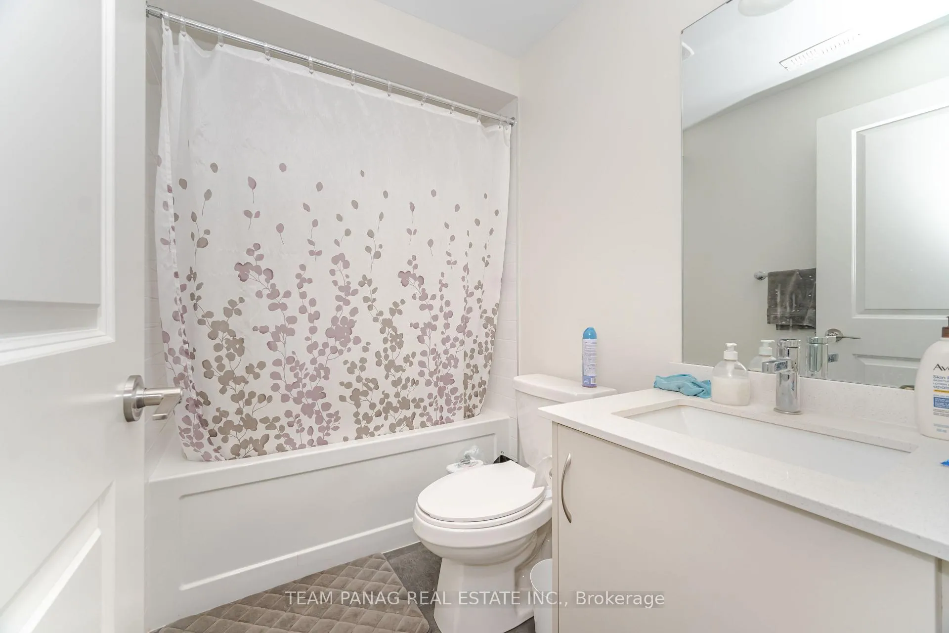 Photo 35 of 2 Merrimac Drive, Brampton, Bram West — HOMEH